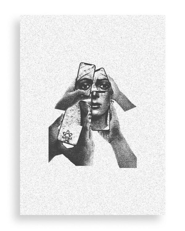 Rostro de la Macarena fragmentado reflejado en pantallas de móviles en blanco y negro